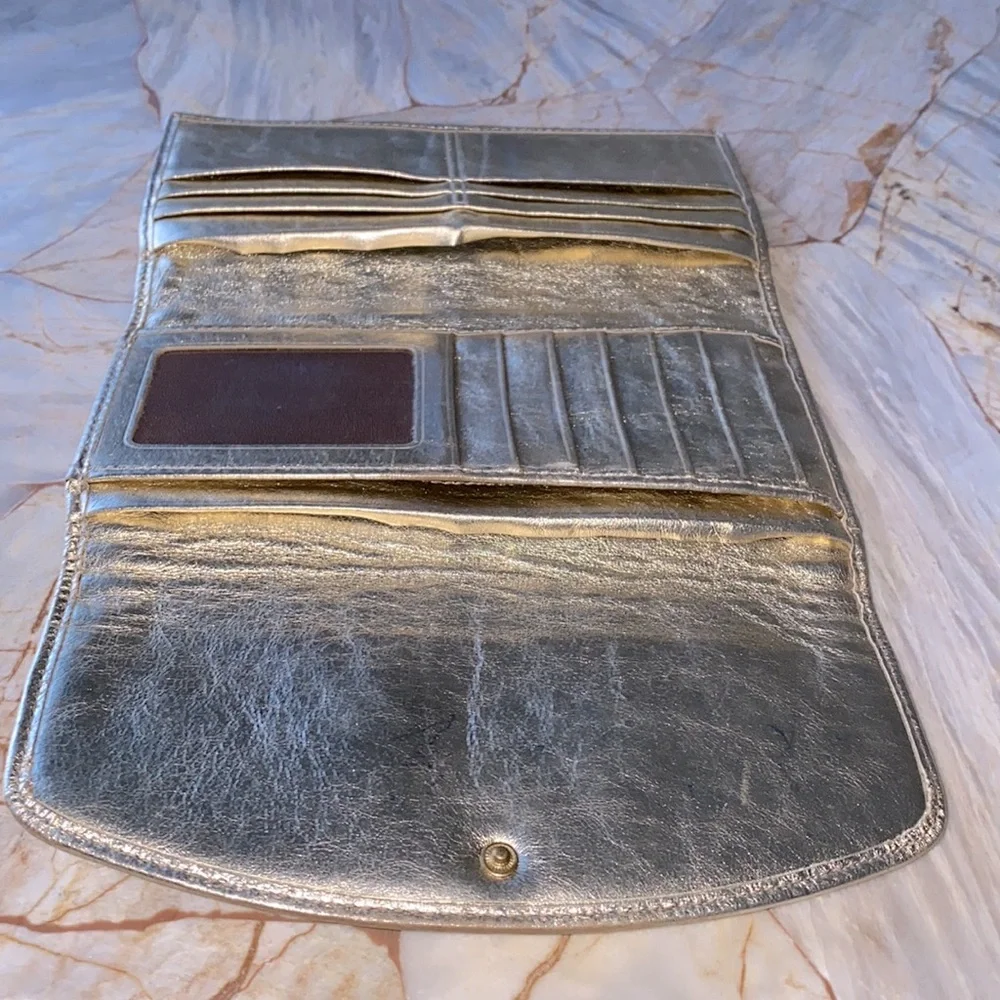 Coach‎ Slim Trifold Wallet In Blocked Signature Canvas In Beige
